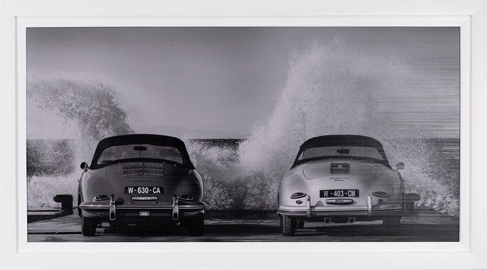 Ocean Waves Breaking (B&W)